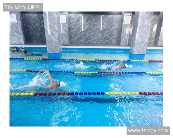 游泳赛场激烈角逐 国内外选手成绩斐然 赛后反响热烈